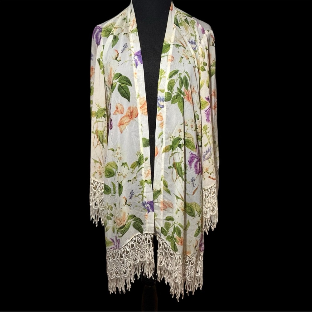 Womens Beach Metzler Kimono crochet fringe Shawl S V Show me  Floral Fairycore